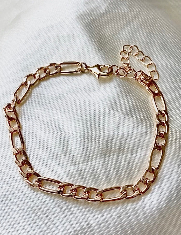 Gold Mini Chain Bracelet