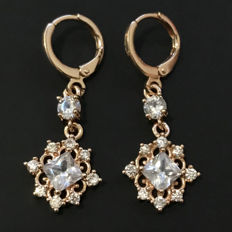 Chandelier Earrings - Deluxe Amour